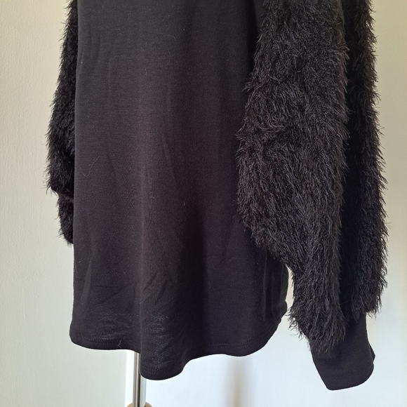 7th Ray | Black bat wing fuzzy arms women's crew neck sweater - Picture 3 of 9